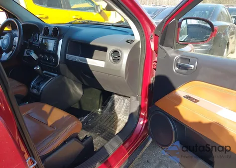 2014 Jeep Compass Limited из США, поврежденный, VIN 1C4NJCCB1ED536229